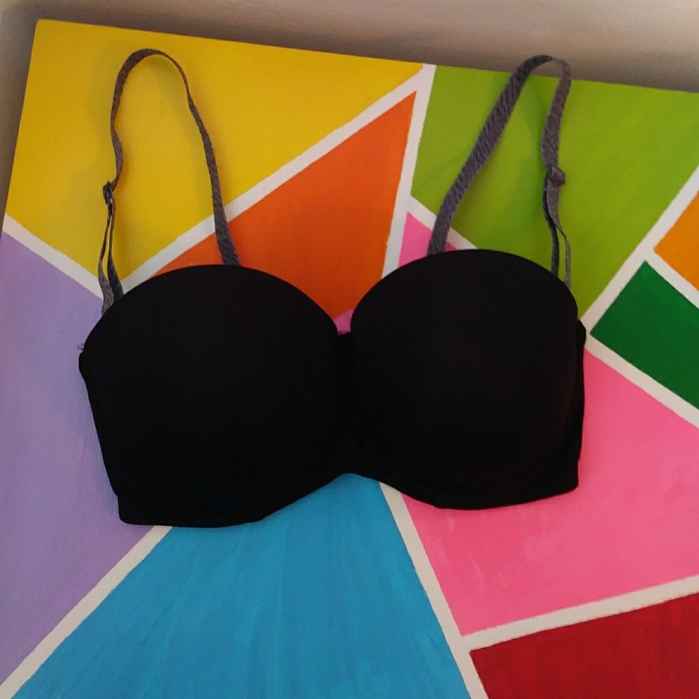 Strapless bra☀